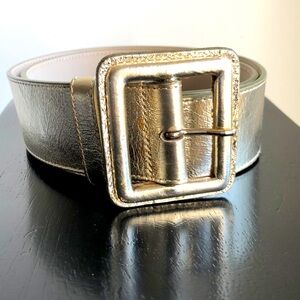 ST. JOHN EUC GOLD LEATHER BELT